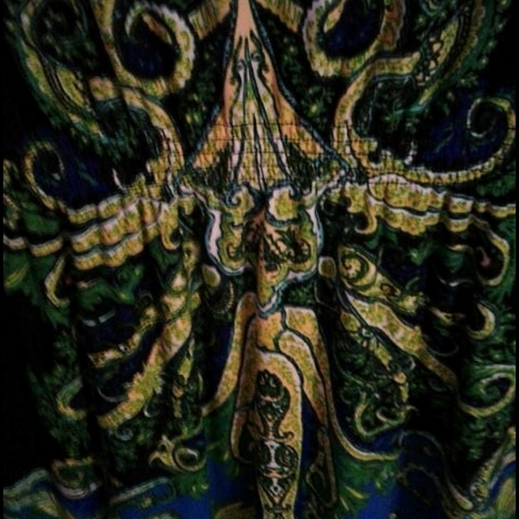 New Directions Boho Black & Green Medallion Print Flowy Jersey Mini Dress - Picture 4 of 7